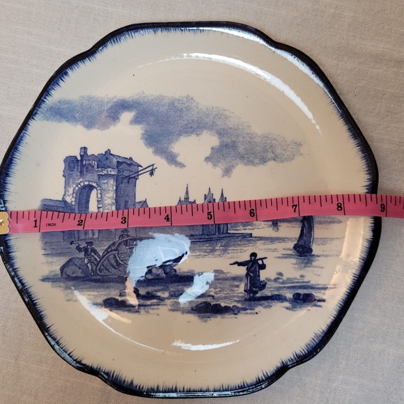 Vintage French H.B & Cie Terre De Fer 1510 ( Land of Iron) decorative plate - Picture 6 of 10